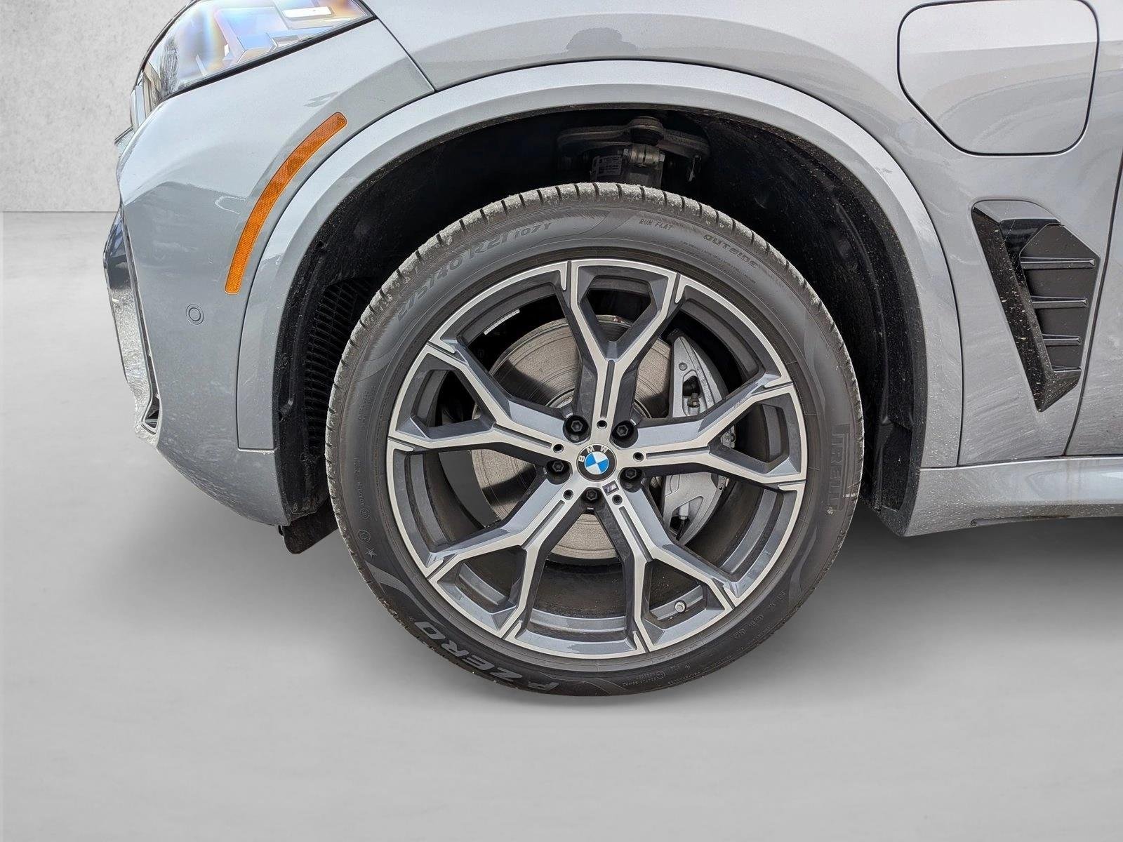 Used 2026 Skyscraper Grey Metallic BMW xDrive50e image 10