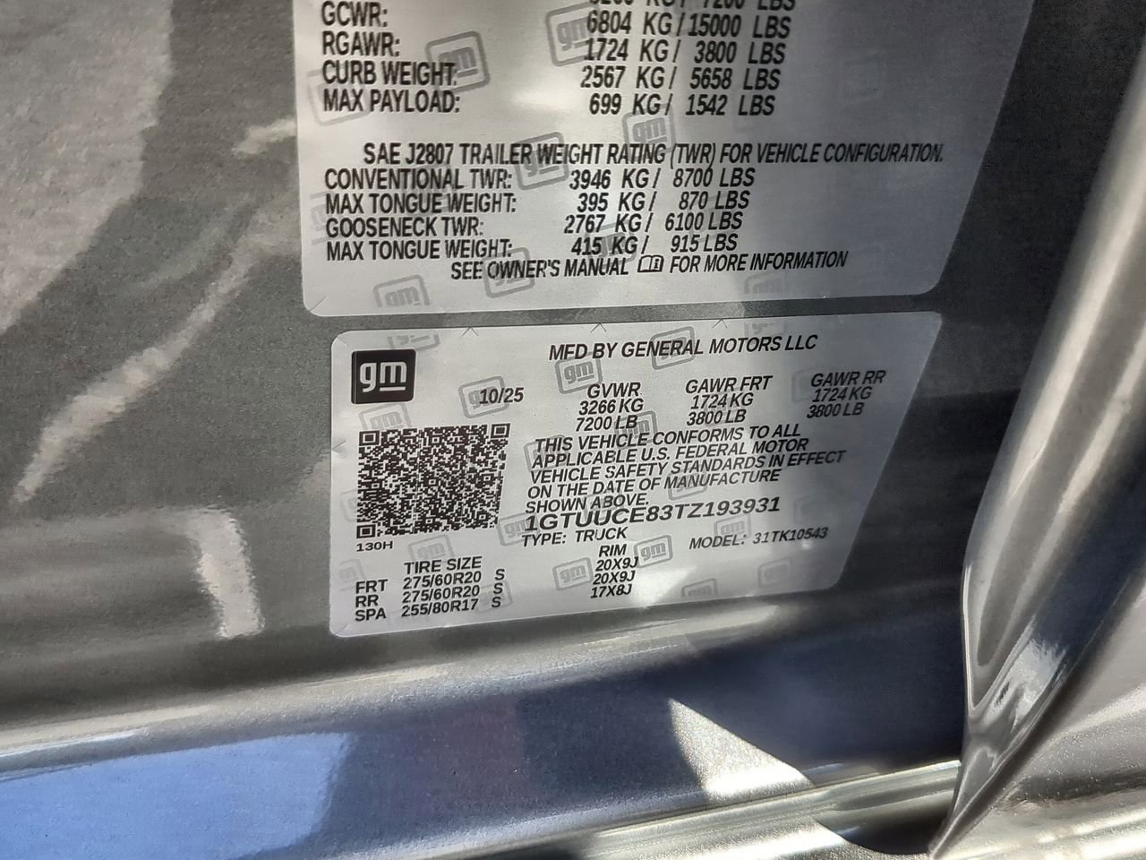 New 2026 Sterling Metallic GMC Elevation image 35