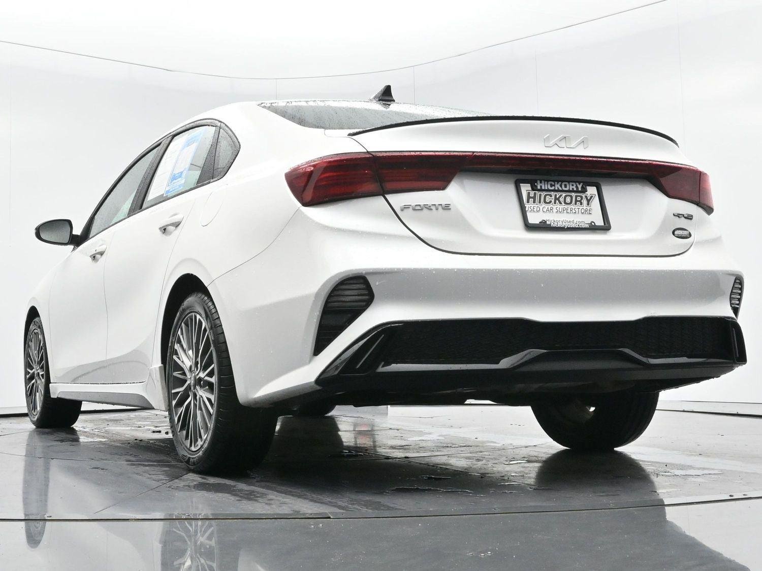 Used 2022 Snow White Pearl Kia GT-Line image 49