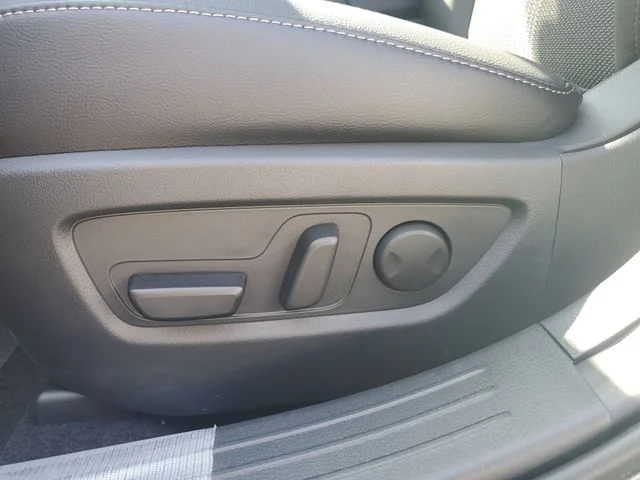 New 2026 Jet Black Mica Mazda 2.5 S Meridian Edition AWD image 14