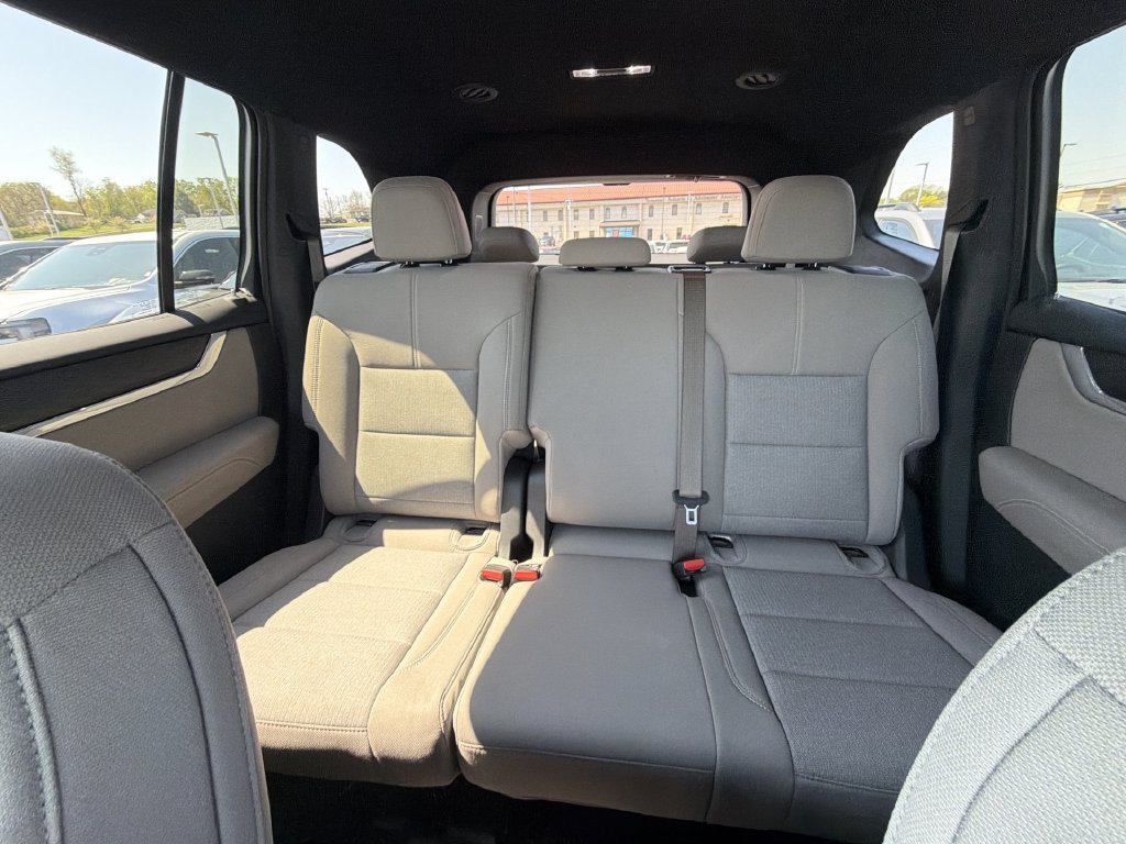 New 2026 Sterling Metallic GMC Elevation image 13