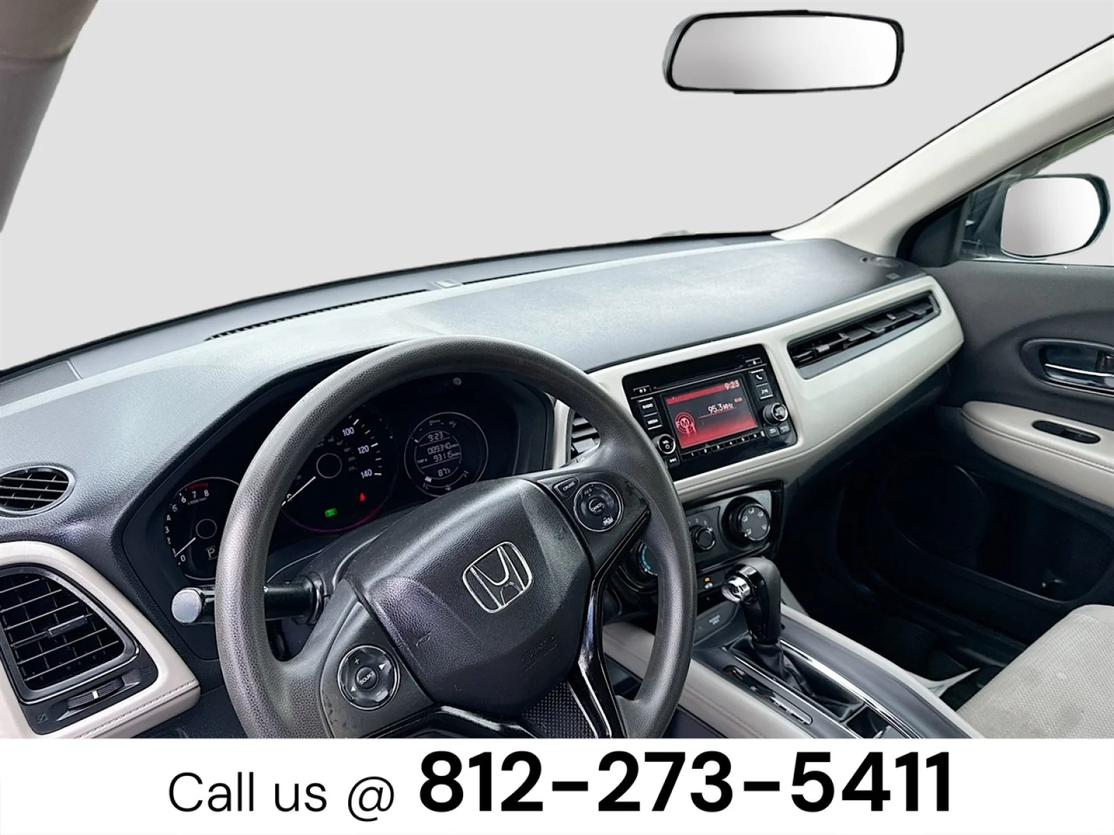 Used 2019 Silver Honda LX image 9