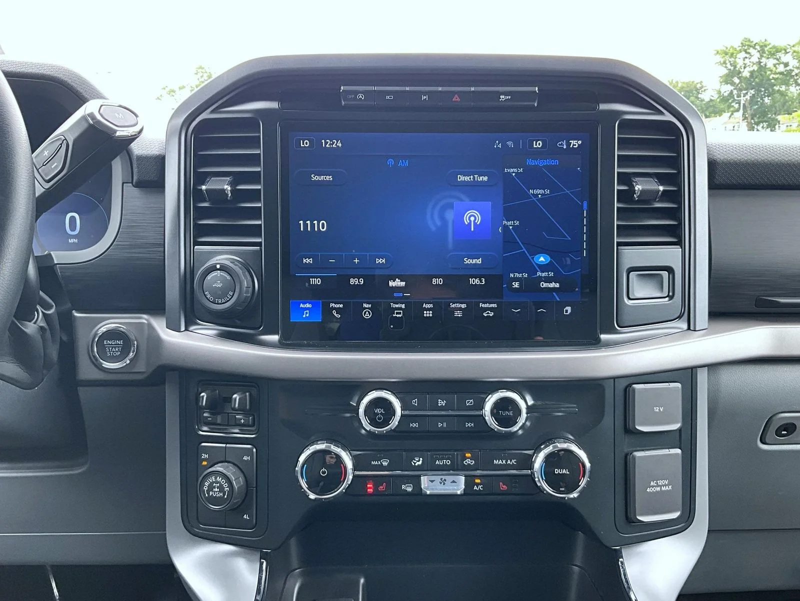 Used 2024 Gray Ford XLT image 15