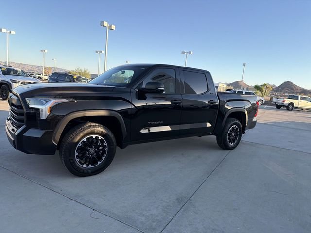 2025 Toyota Tundra SR5 - Photo 8
