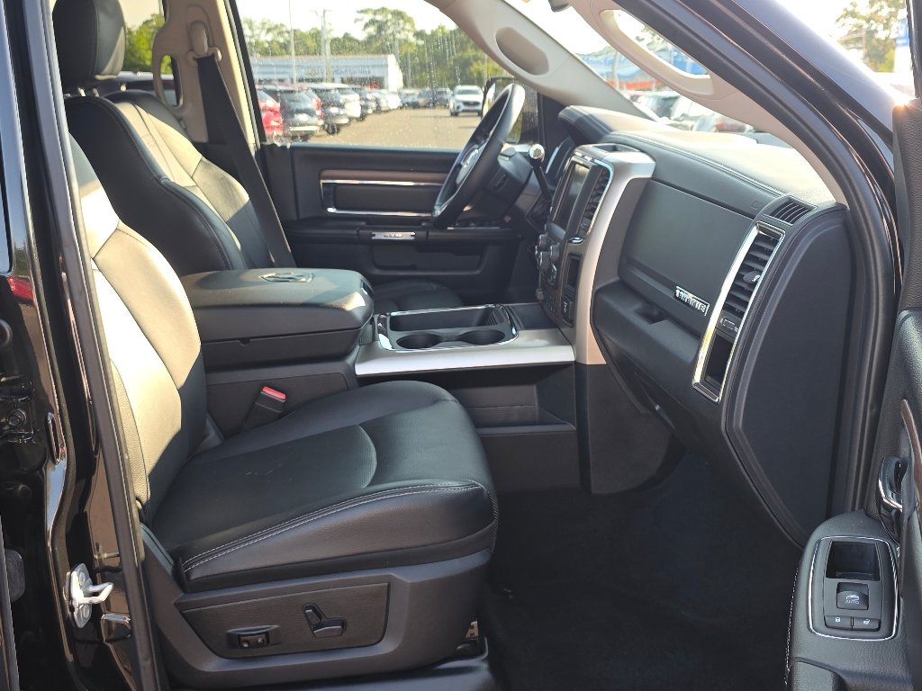 Used 2017 Black Ram Laramie image 23
