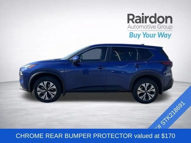 Used 2023 Caspian Blue Metallic Nissan SV image 4