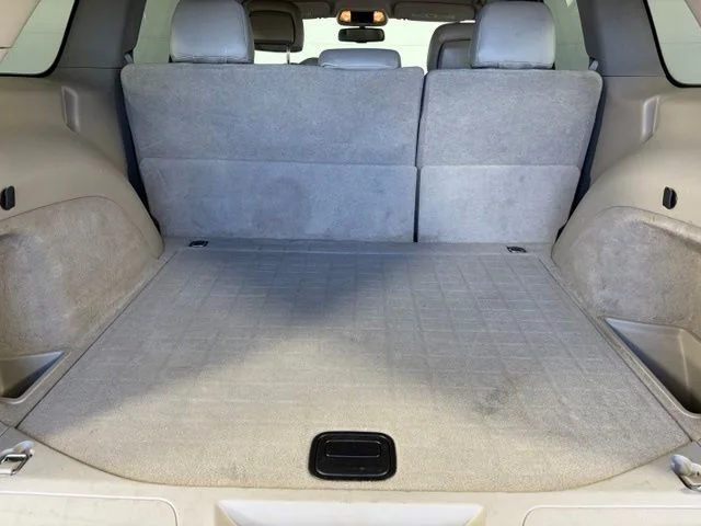Used 2013 Black Jeep Laredo image 39