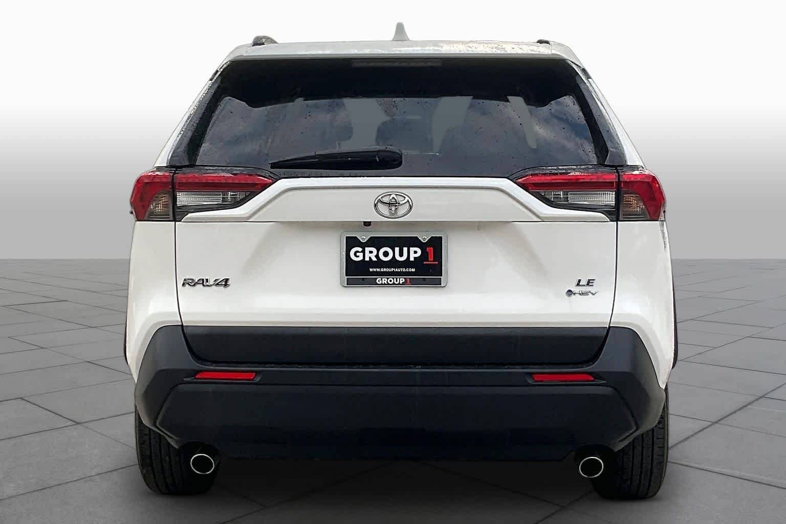 Used 2025 Ice Cap Toyota Hybrid LE image 5