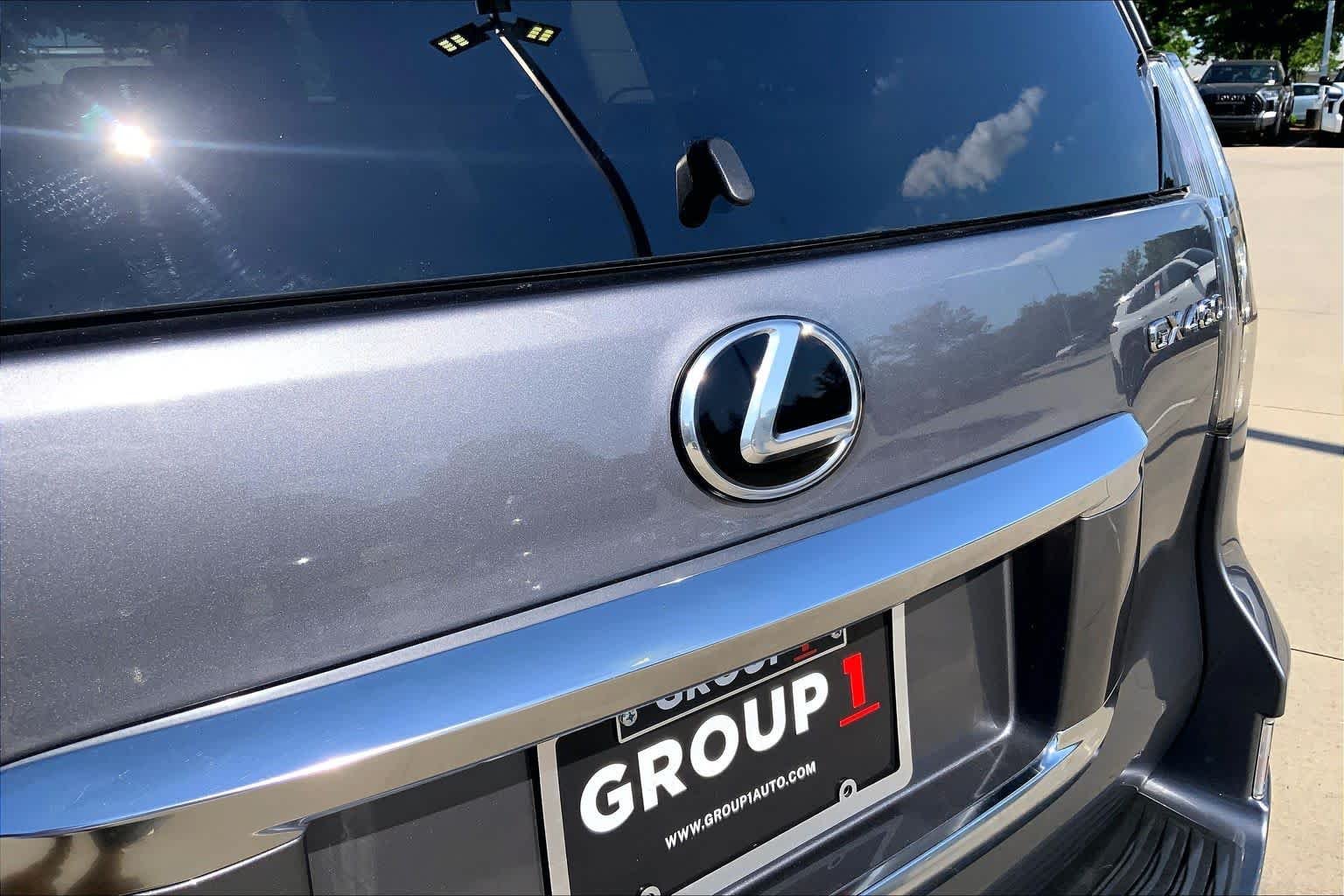 Used 2023 Nebula Gray Pearl Lexus Premium image 33