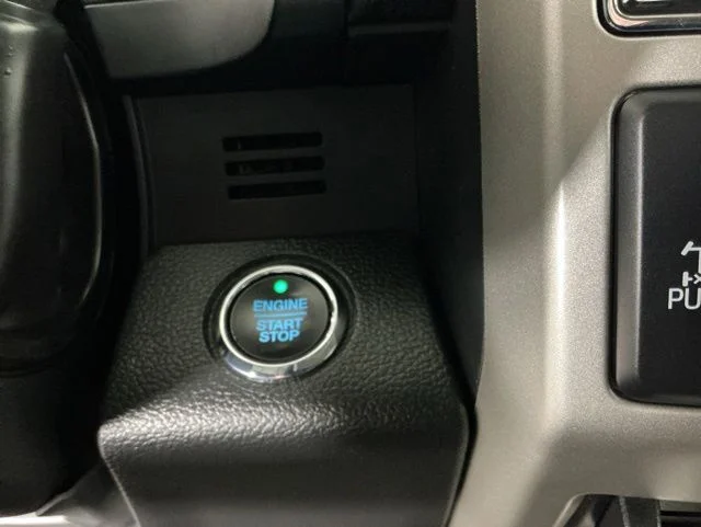 Used 2020 Gray Ford Lariat image 24