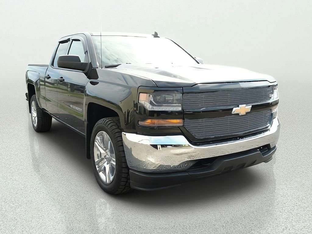 2019 Chevrolet Silverado 1500 Custom 4X4 Double Cab Std Box's photo