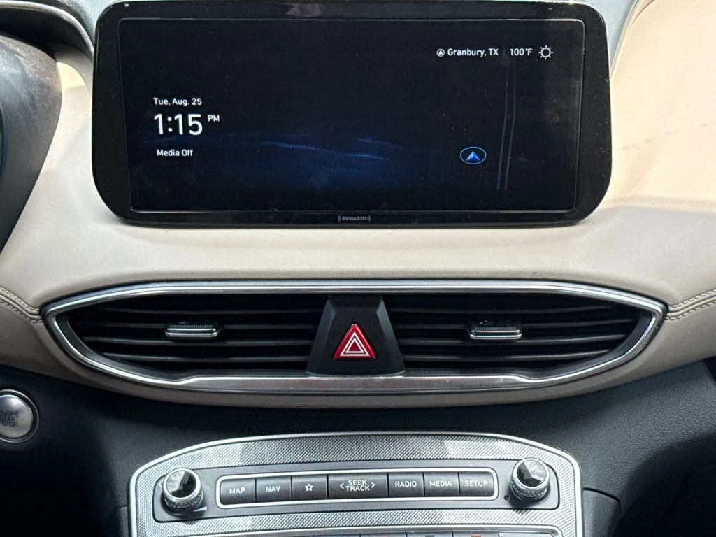 Used 2023 Black Hyundai SEL image 11