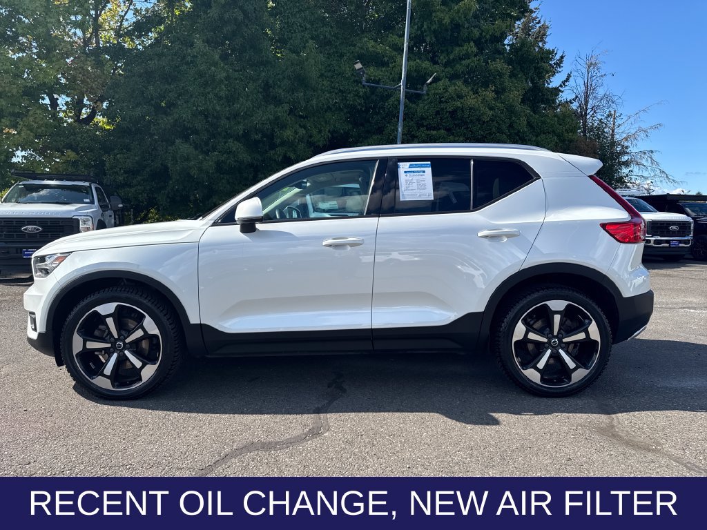 Certified 2021 Volvo XC40 Momentum with VIN YV4162UK3M2457533 for sale in Kent, WA