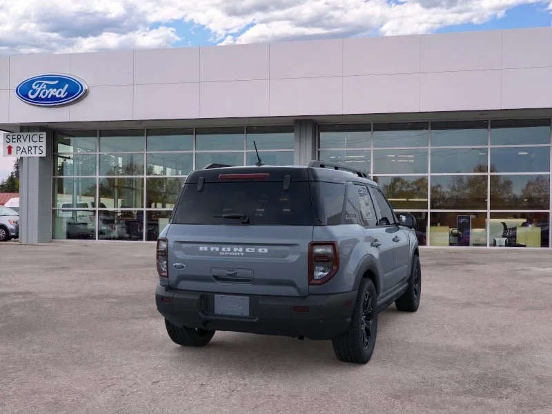 New 2026 Azure Gray Metallic Tri-Coat Ford Outer Banks® image 34
