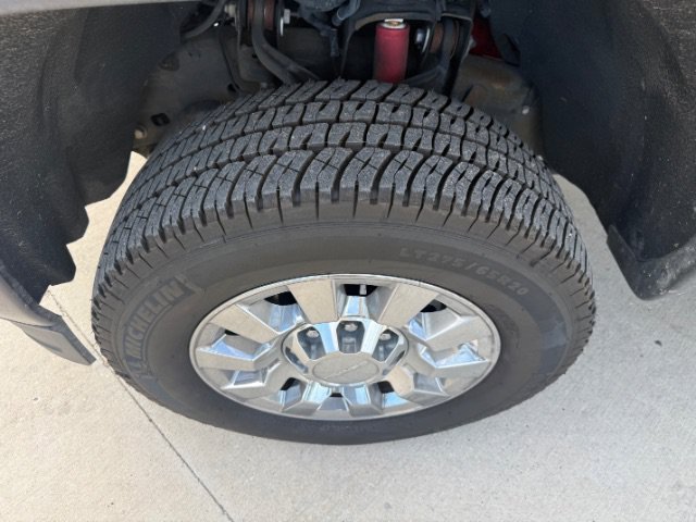 Used 2016 Iridium Metallic GMC Denali image 9