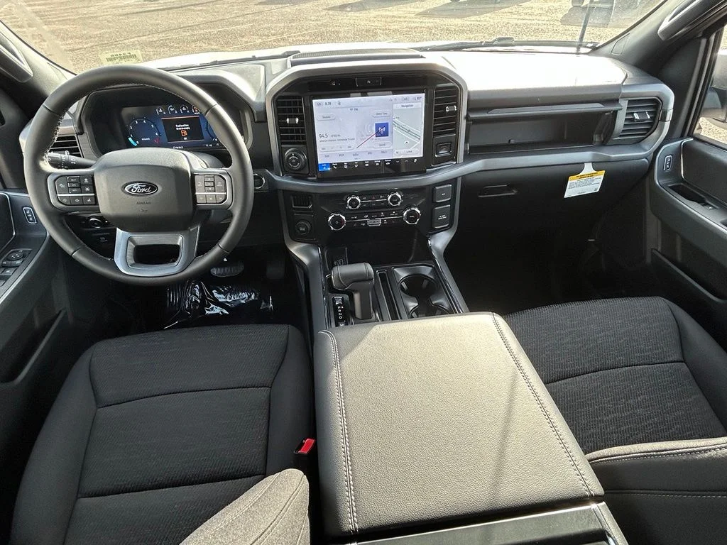 New 2026 Oxford White Ford XLT image 11