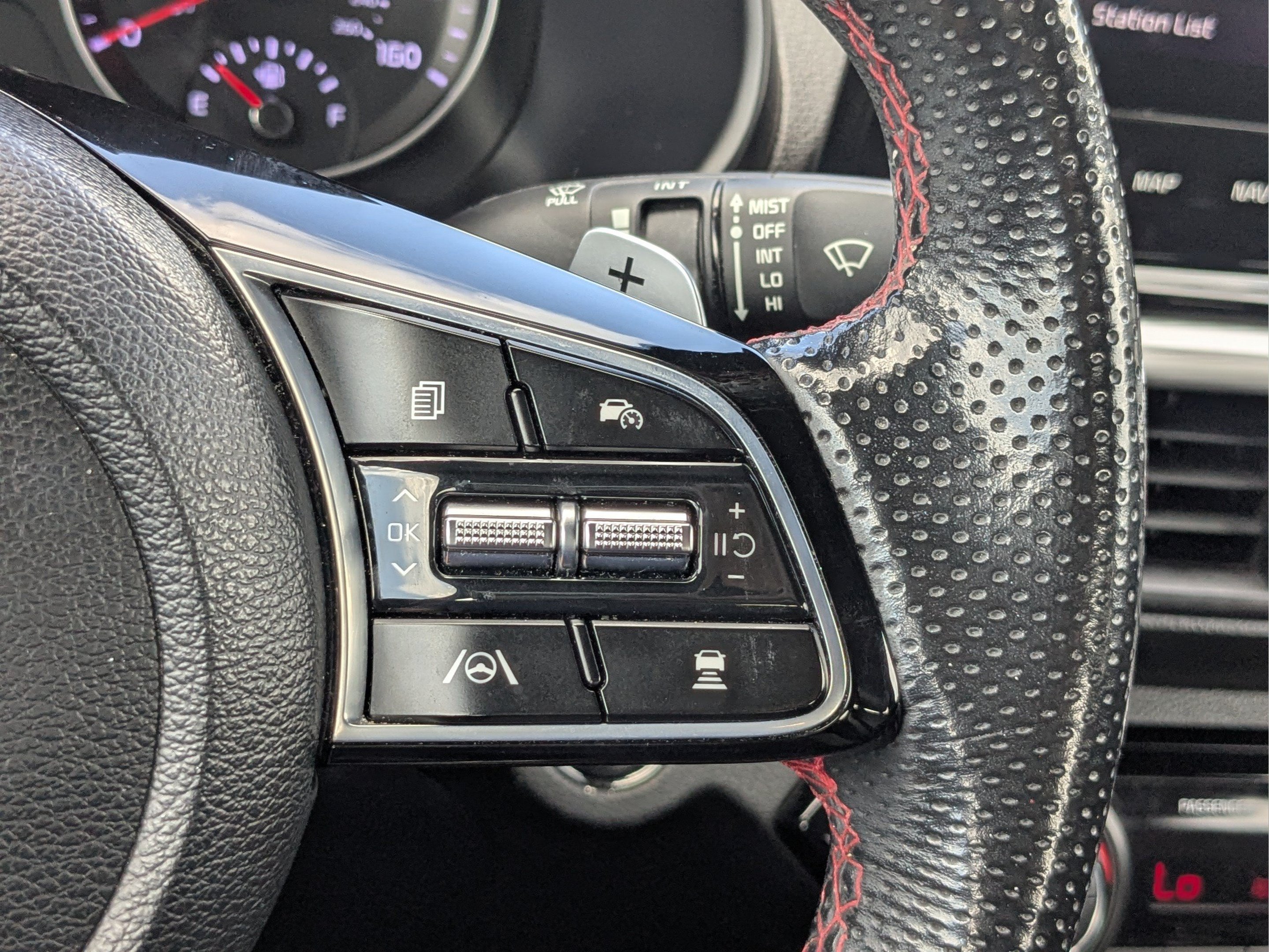 2023 Kia Forte GT - Photo 23
