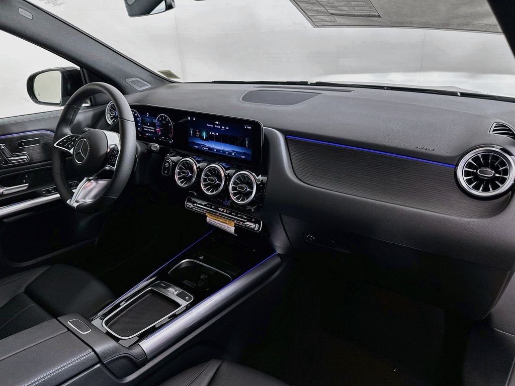 New 2026 Night Black Mercedes-Benz GLA 250 image 28