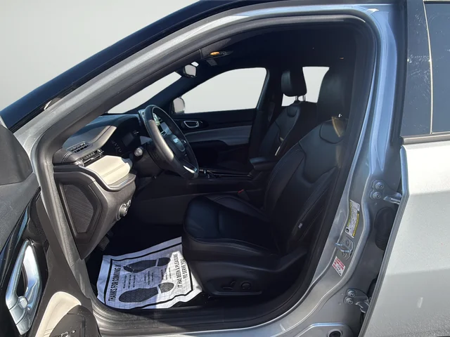 2025 Jeep Compass Limited - Photo 10