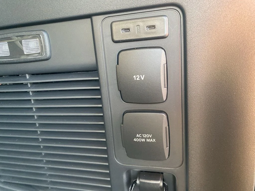 2025 Ford Expedition Active - Photo 48