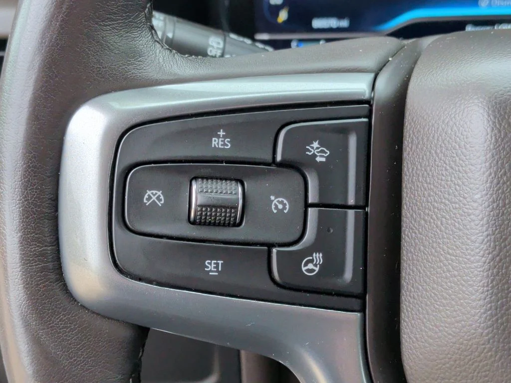 Used 2022 Gray Chevrolet LT image 19