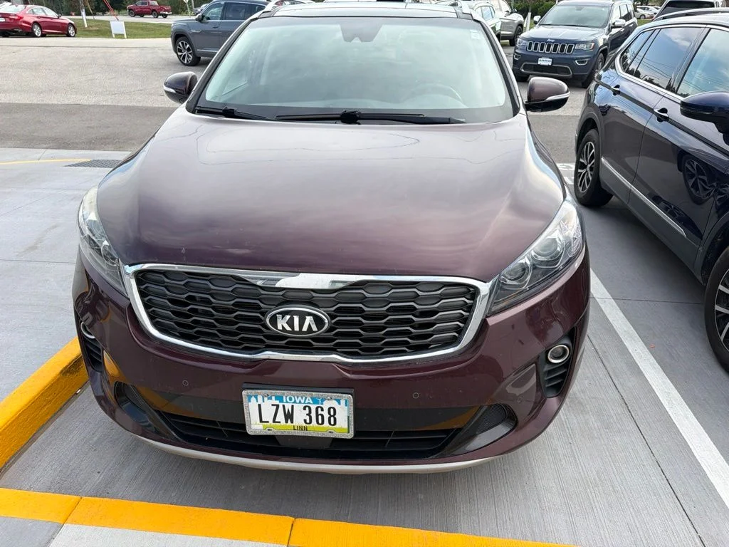 Used 2019 Kia Sorento EX with VIN 5XYPHDA56KG446286 for sale in Marion, IA