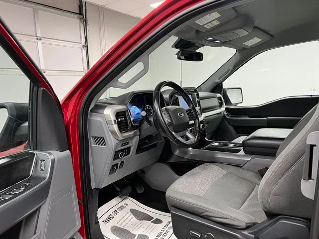 Used 2021 Red Ford XLT image 19