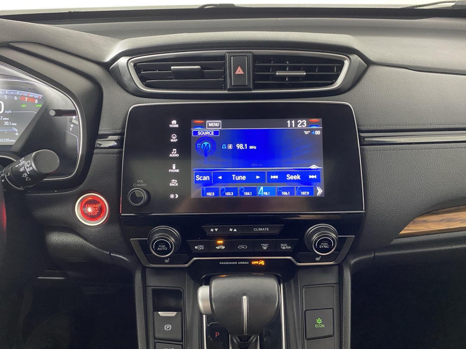 Used 2018 White Diamond Pearl Honda EX-L image 26