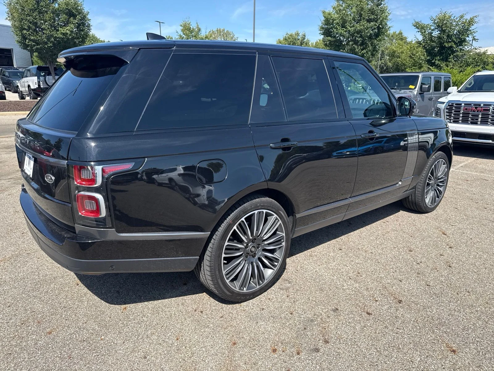 Used 2021 Black Land Rover  image 5
