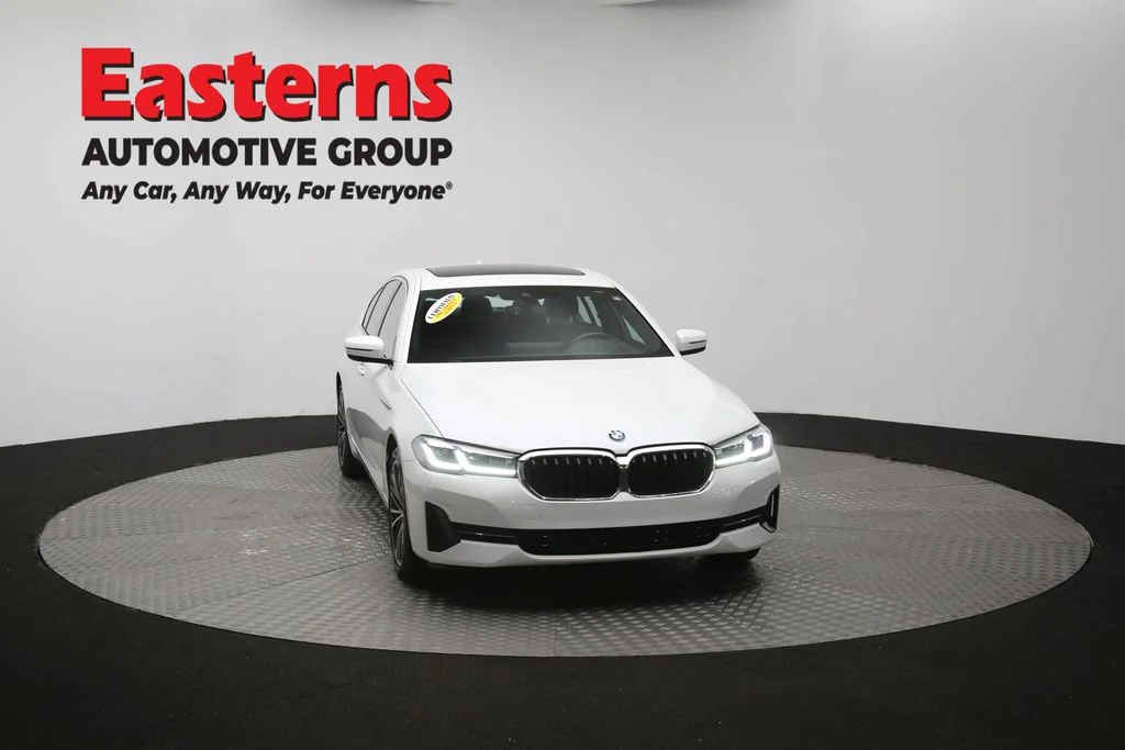 Used 2022 White BMW 530i xDrive image 55