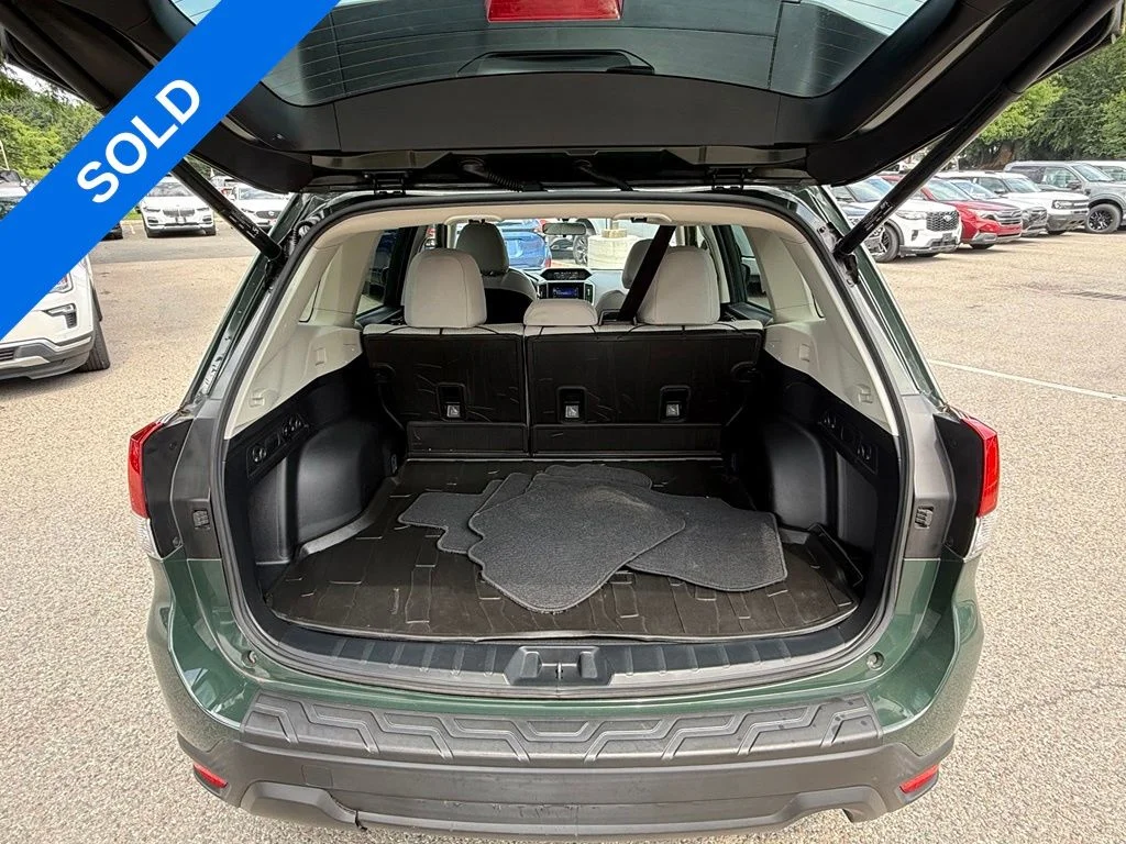 Used 2023 Green Subaru Premium image 28