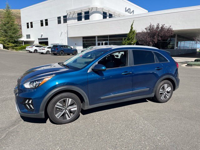 2022 Kia Niro LXS
