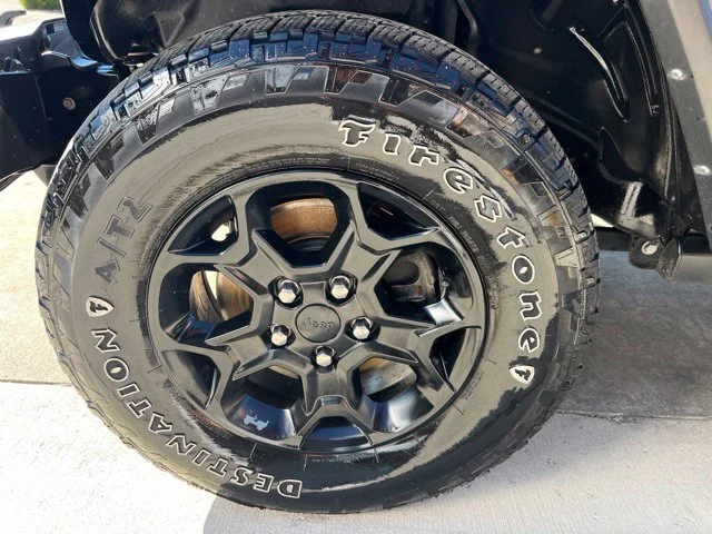 Used 2023 Gray Jeep Willys image 9
