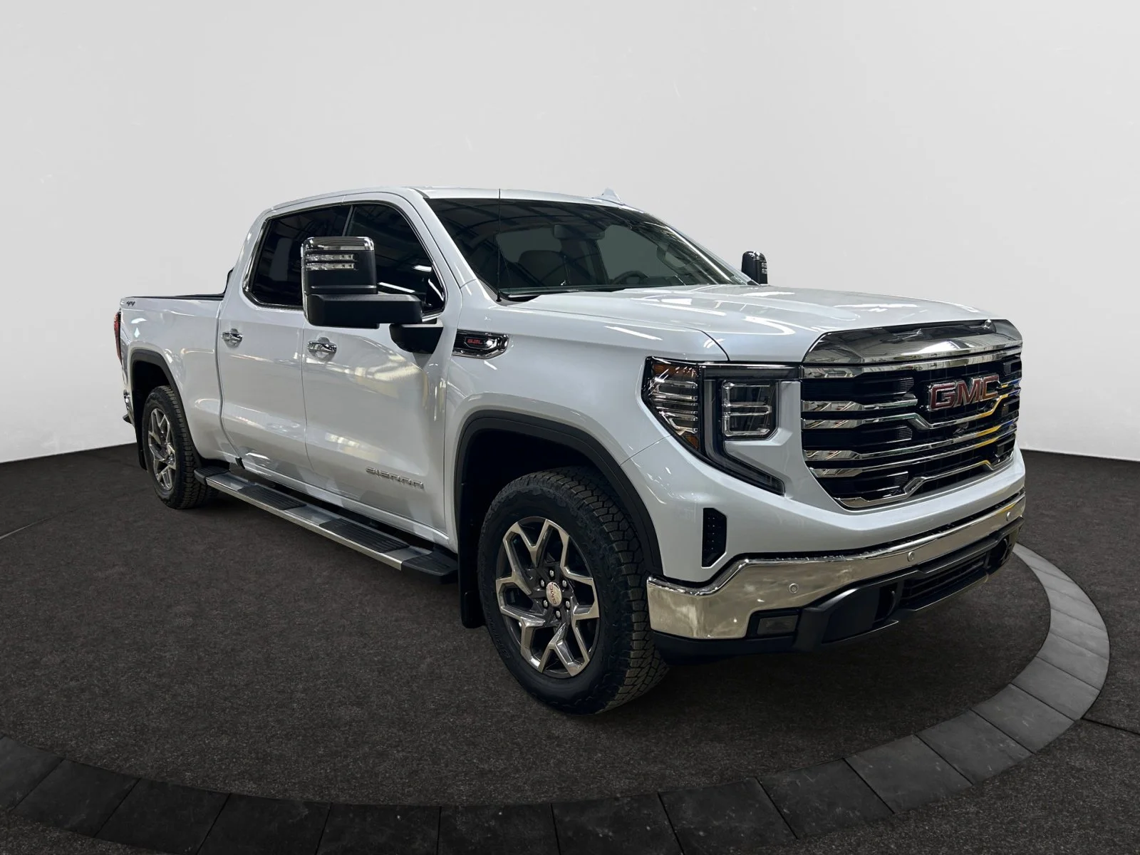 New 2026 Glacier White Tricoat GMC SLT image 7