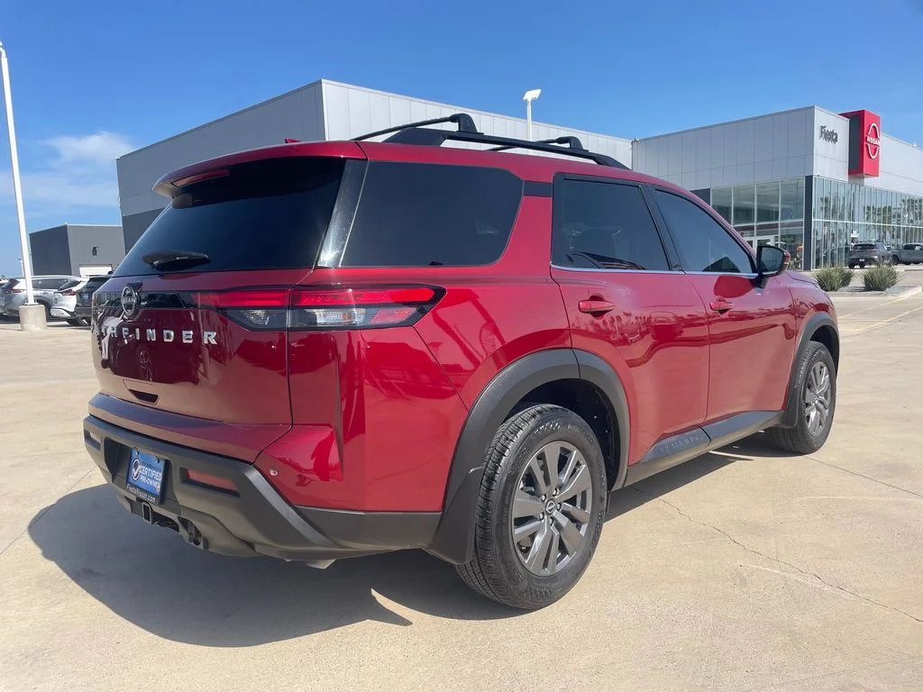 Used 2025 Red Nissan SV image 5