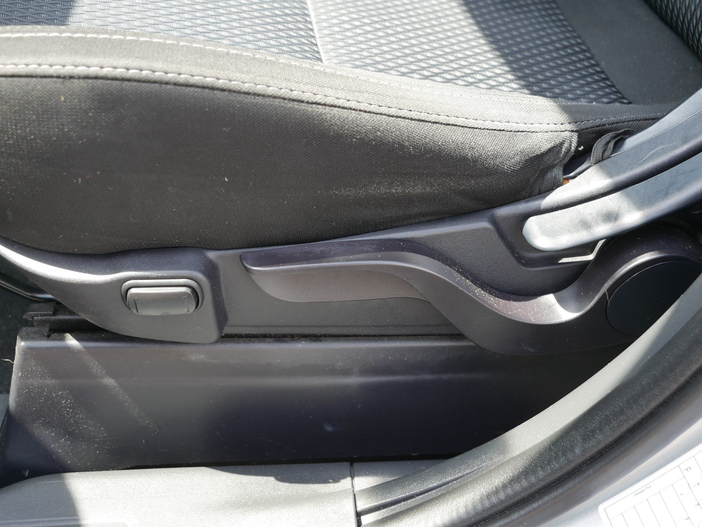 Used 2020 Alloy Silver Metallic Mitsubishi ES image 20