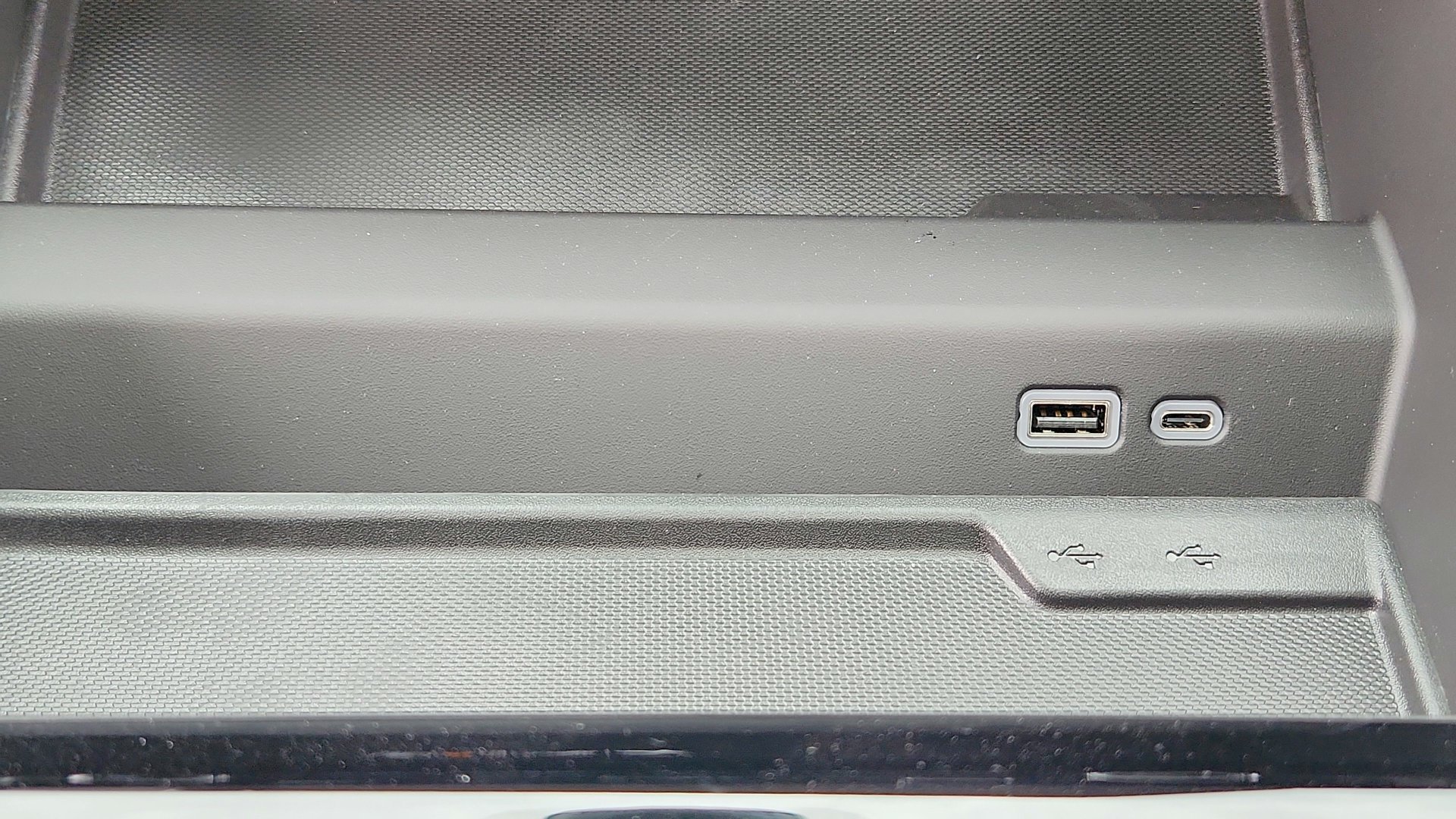 2026 Chevrolet Suburban High Country - Photo 25