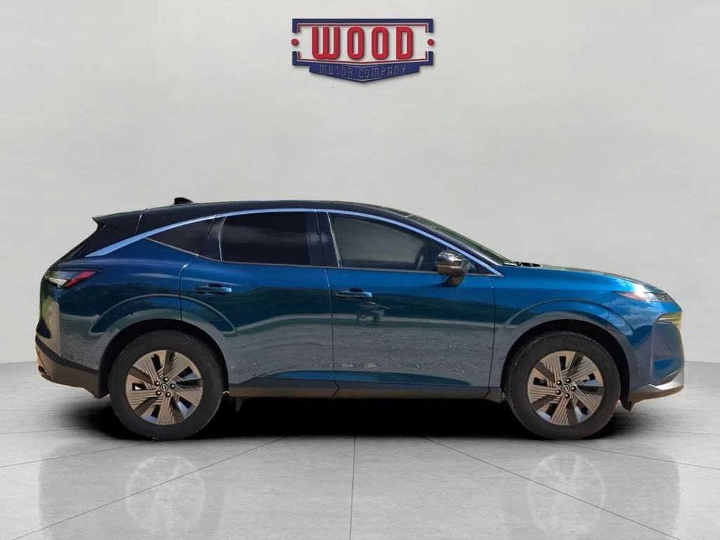 Used 2025 Aurora Blue Pearl Metallic Super Black Nissan SL image 2