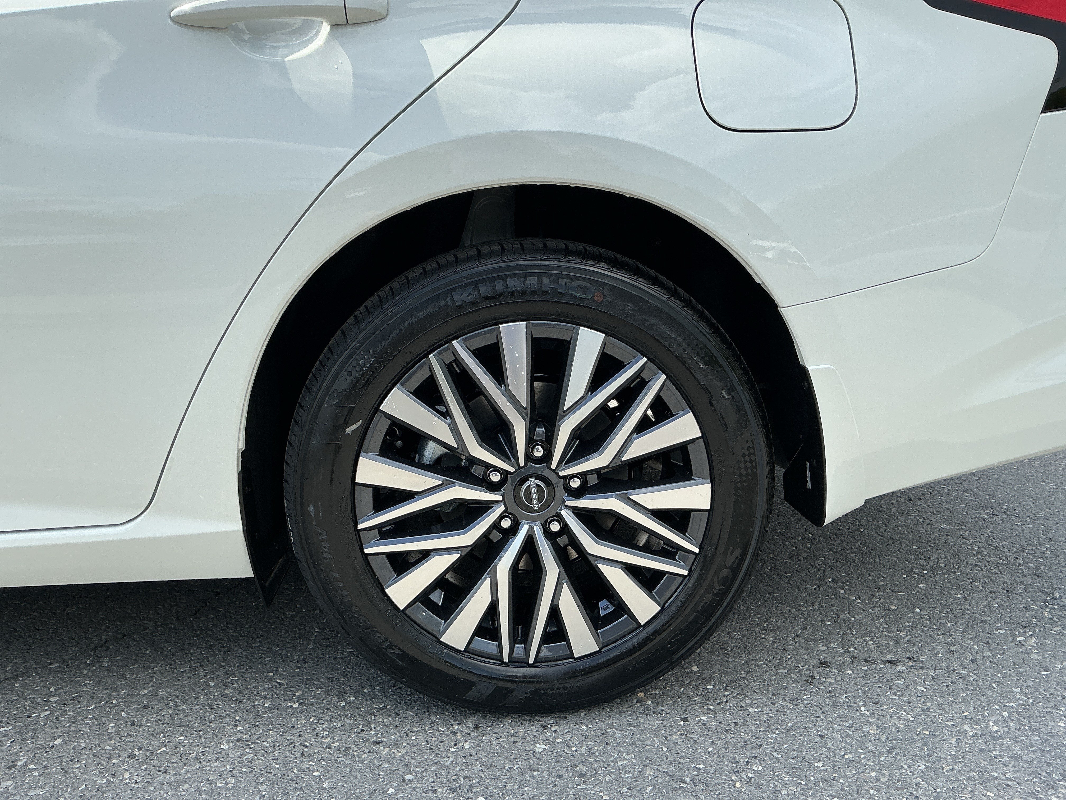 New 2026 Pearl White TriCoat Nissan SV image 9