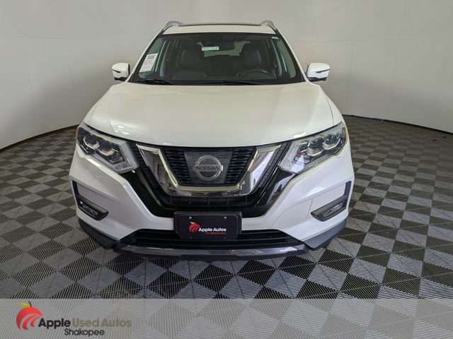 Used 2017 White Nissan SL image 2