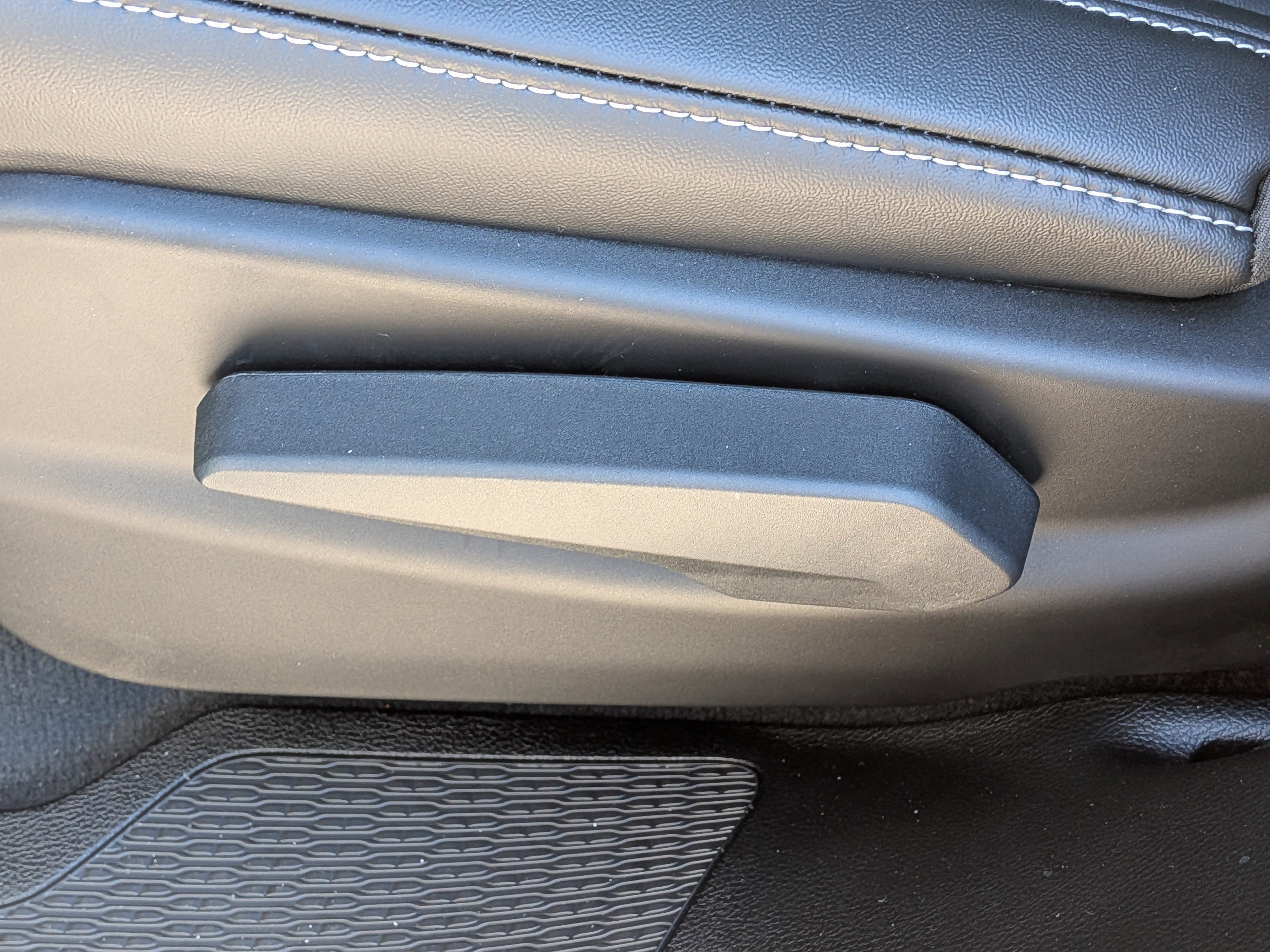New 2026 Steel Blue Exterior Paint Jeep Limited image 16