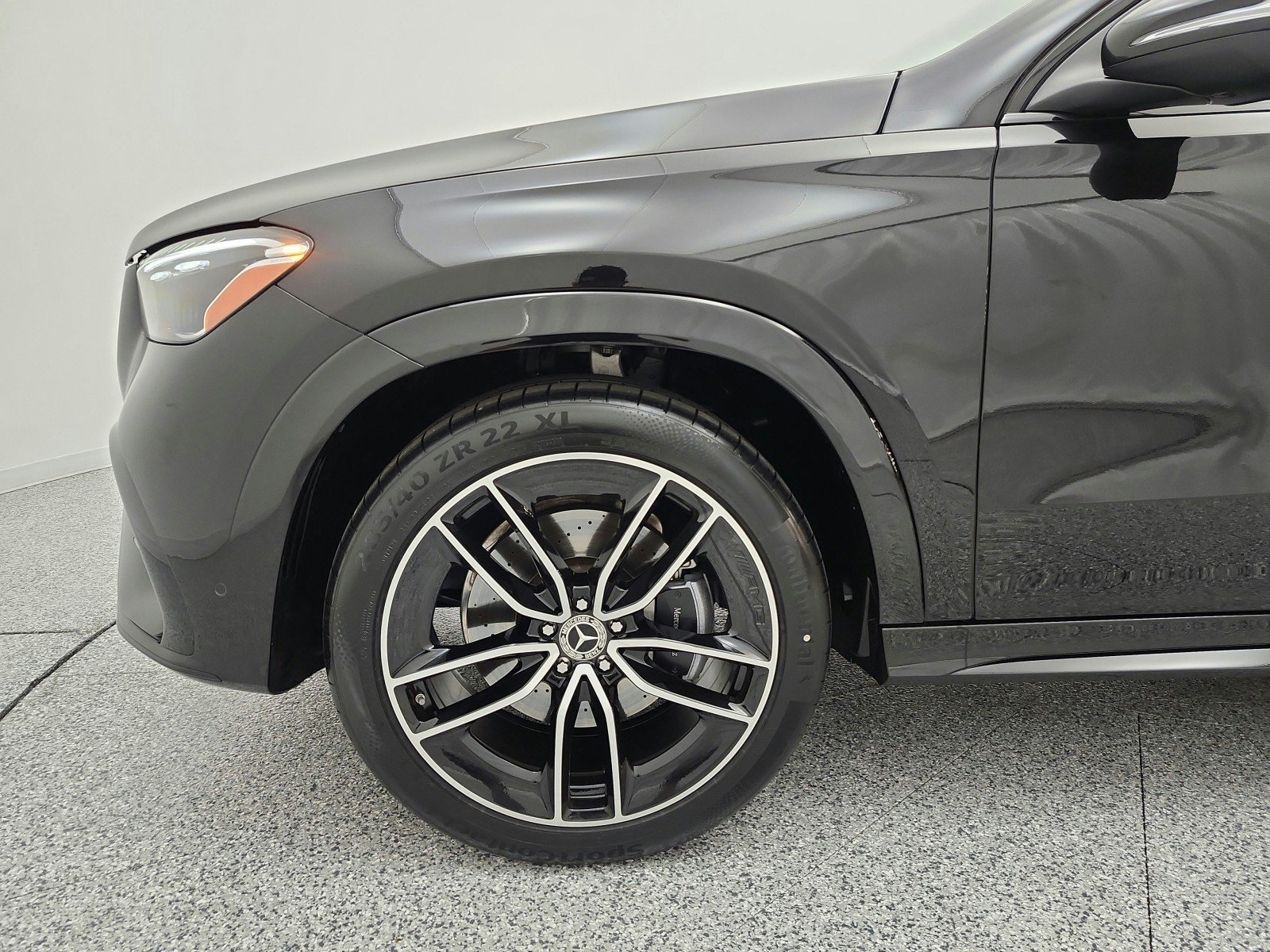 Certified Used 2025 Obsidian Black Metallic Mercedes-Benz GLE 450 4MATIC® Coupe image 17