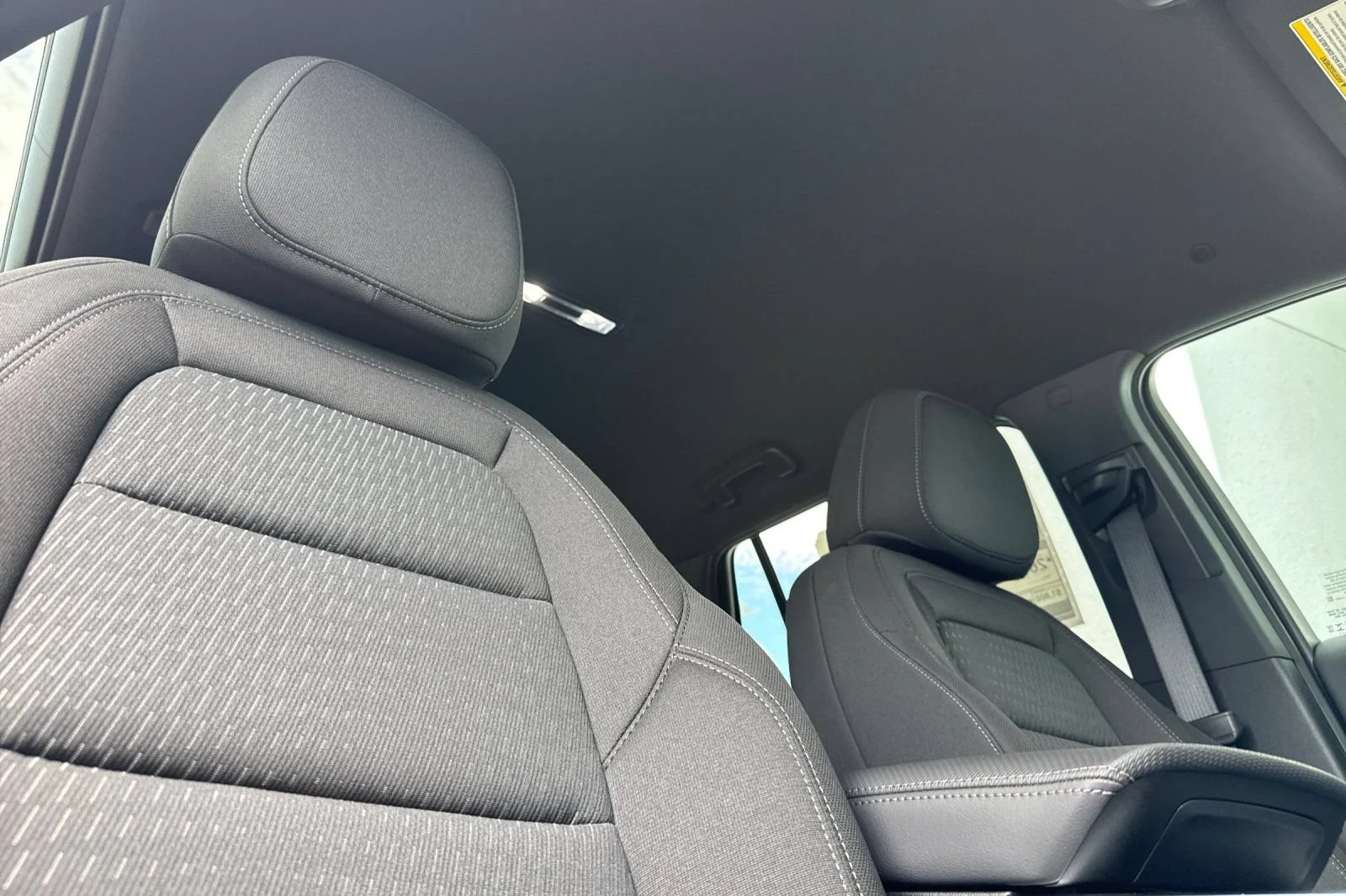 2027 Chevrolet Equinox LT - Photo 16