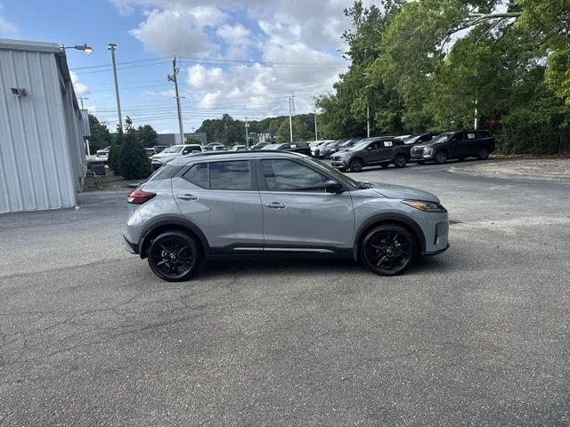 Used 2024 Gray Nissan SR image 4