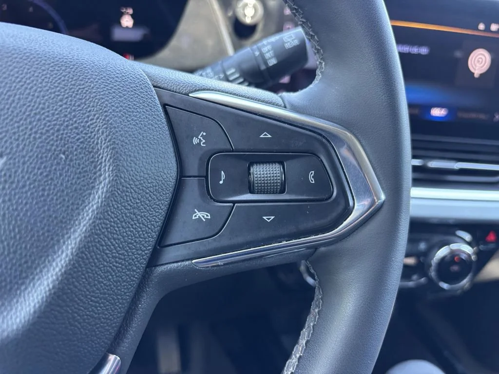 Used 2024 Sterling Gray Metallic Chevrolet LT image 25