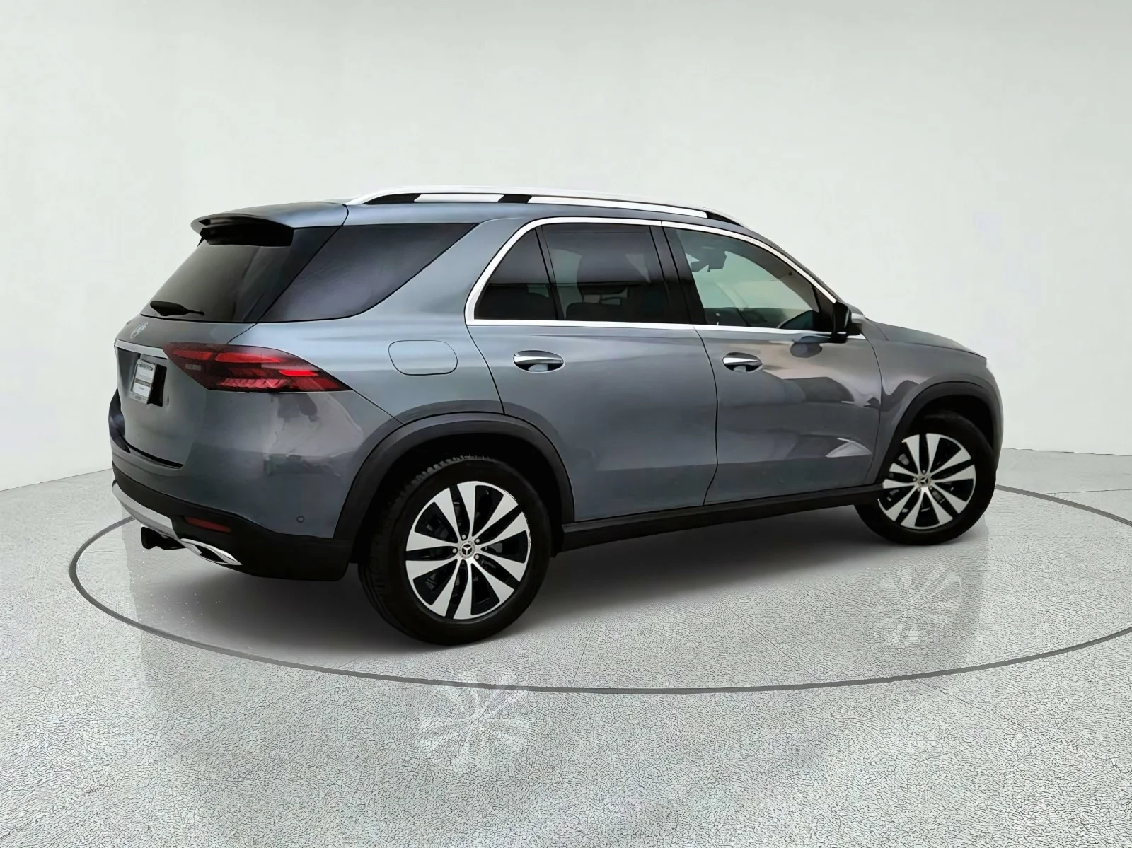 Certified Used 2026 Selenite Grey Metallic Mercedes-Benz GLE 350 image 8