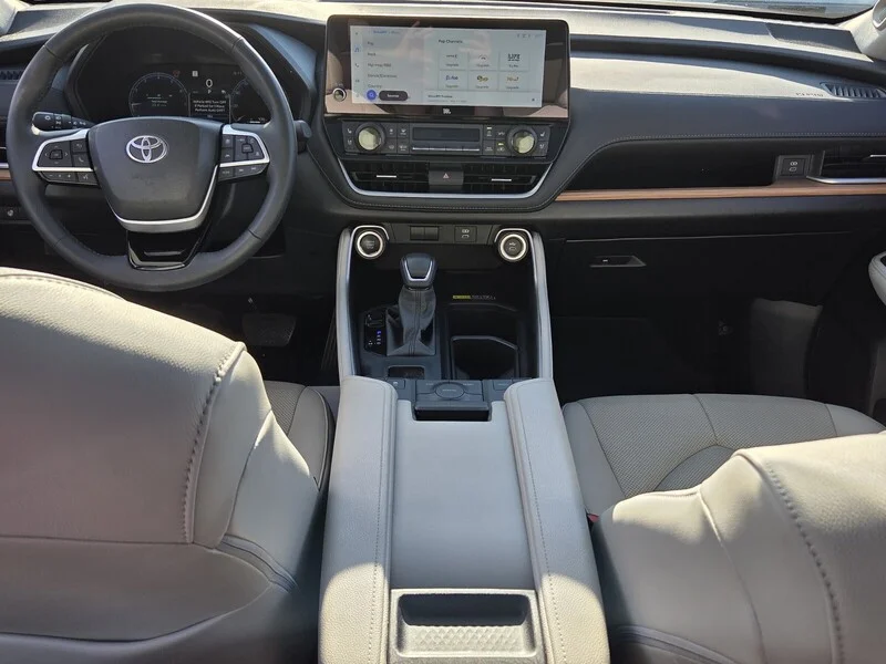 Used 2025 Heavy Metal TOYOTA LIMITED image 8