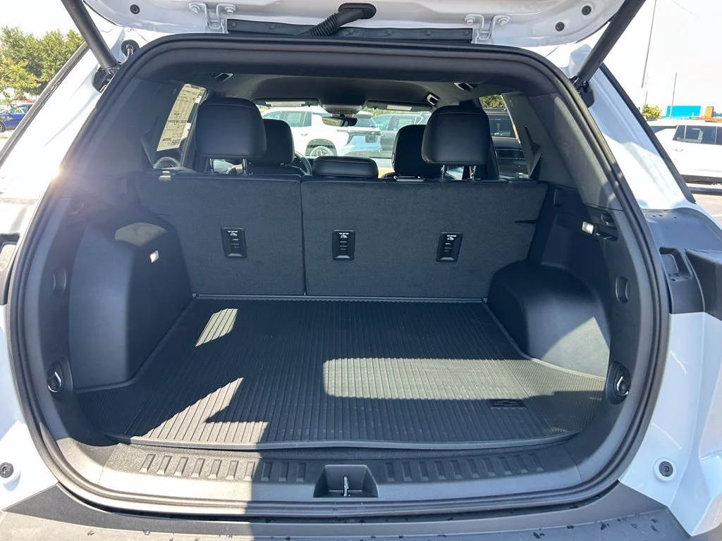 2027 Chevrolet Equinox ACTIV - Photo 12