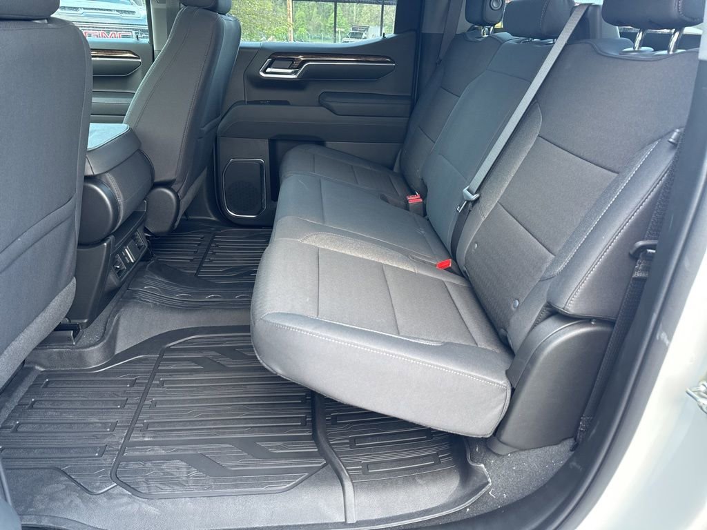 New 2026 Summit White GMC SLE image 6