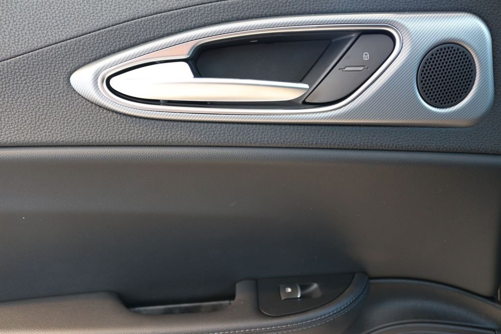 2025 Alfa Romeo Giulia Base - Photo 22